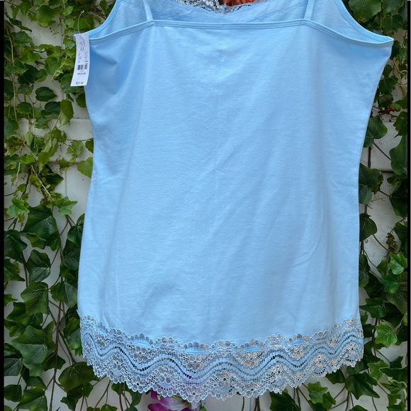 NY&Co.Tank top:Size M. - Picture 2 of 4